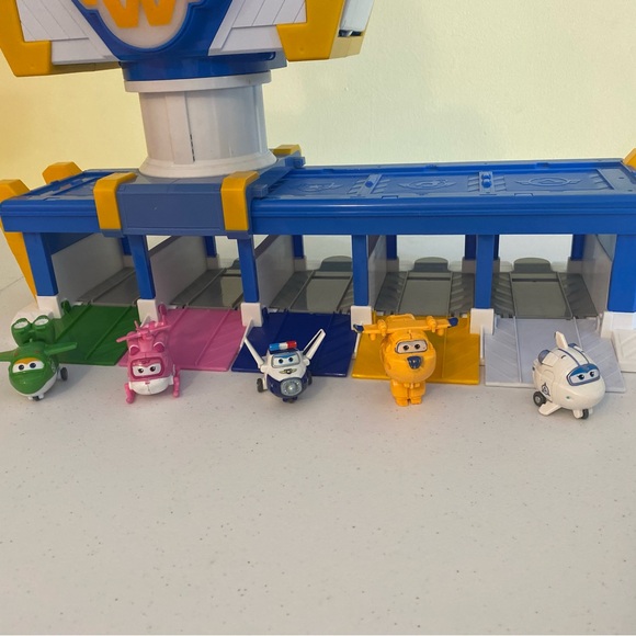 Super wings set toys preowned - Picture 5 of 9